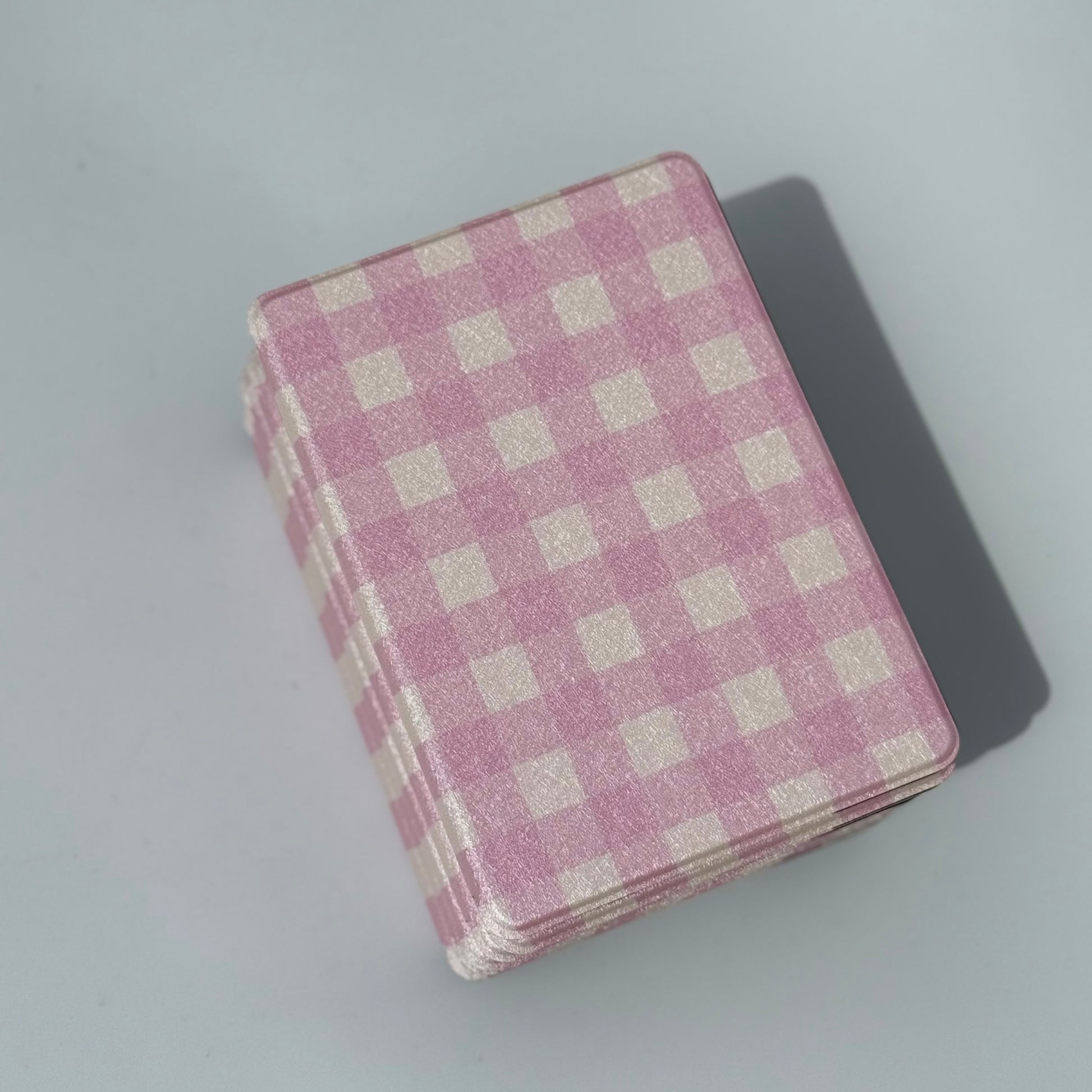 Kindle cover for 12th generation with pink design