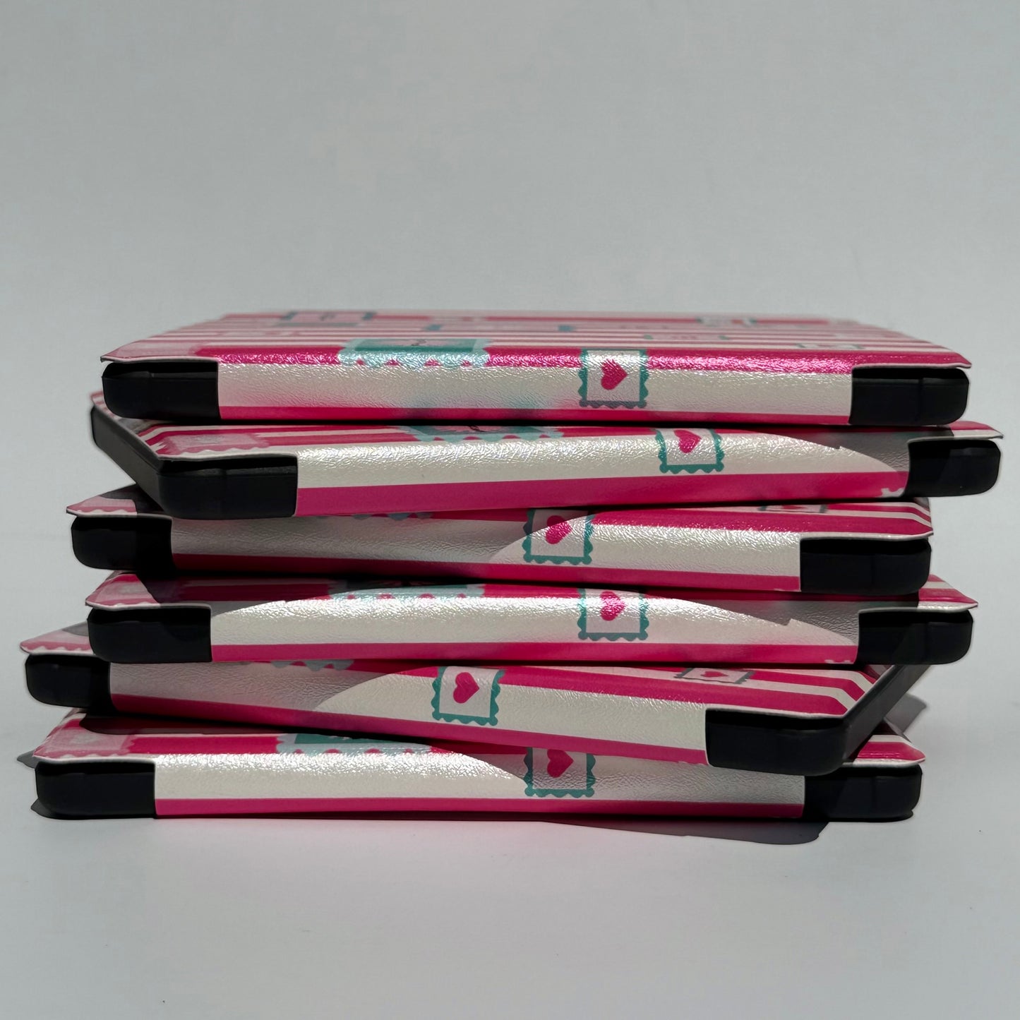 Bookish Kobo Case with pink colour and auto sleep and wake function