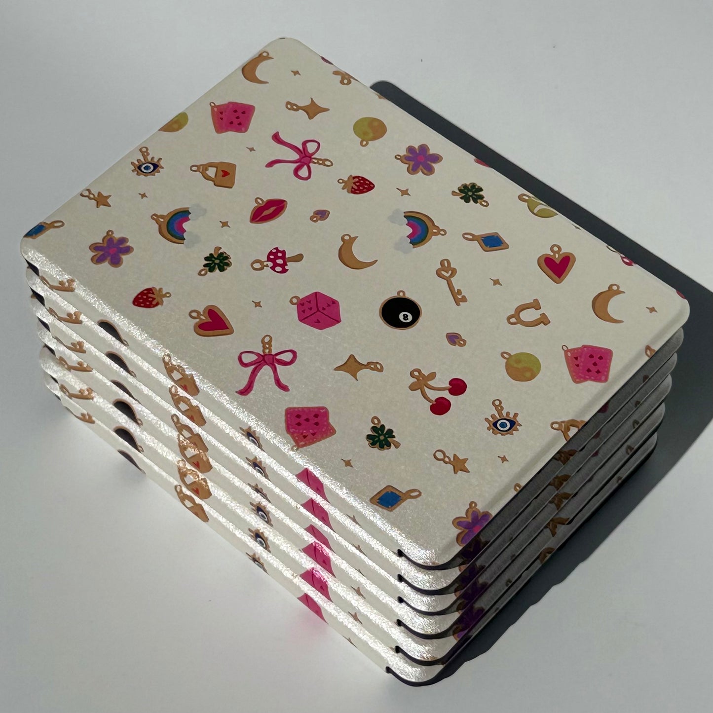 White and pink kindle case for Kindle paperwhite