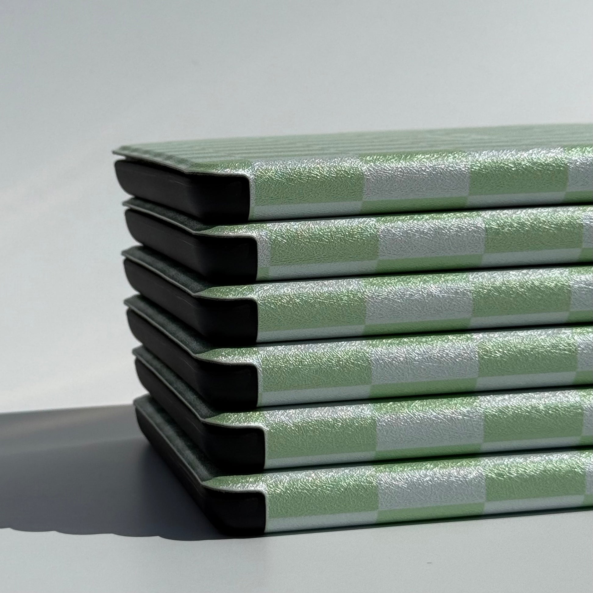 Green Kindle case with for paperwhite and lightweight design