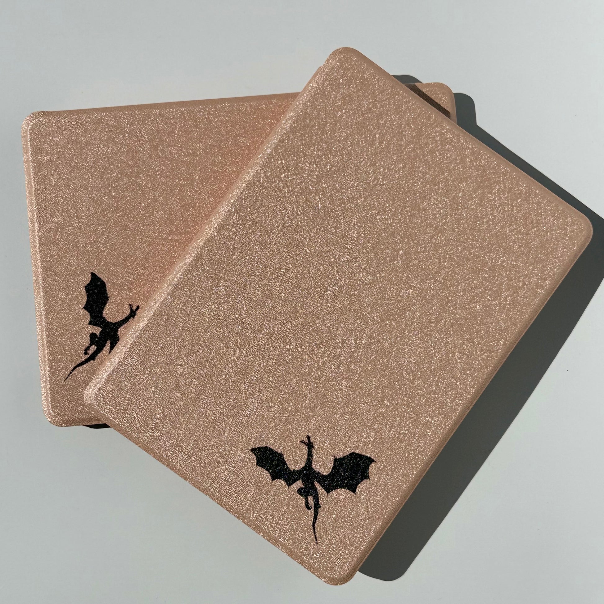 GOLD DRAGON KINDLE CASE