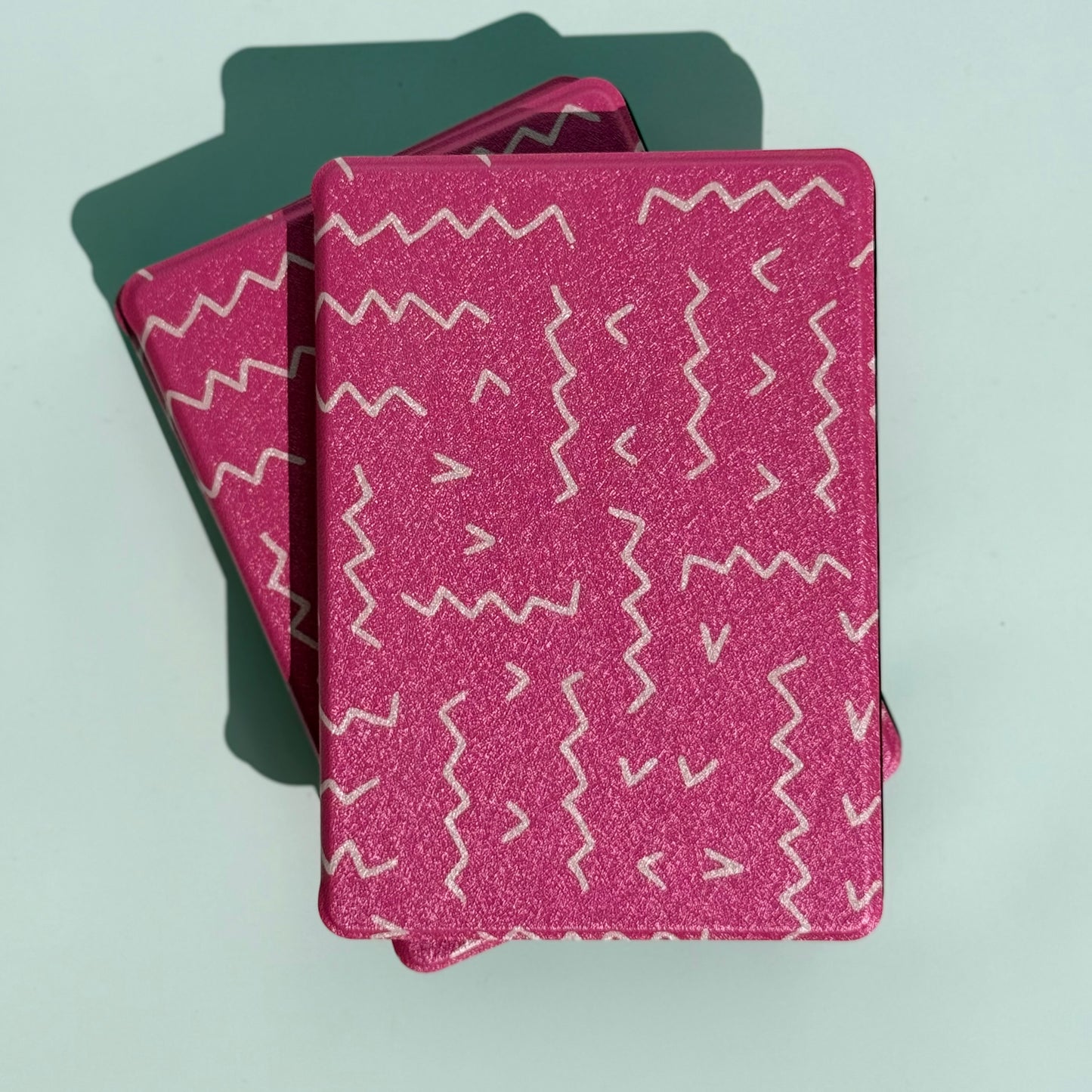 Decorative kindle case with pink design and magnet flip cover