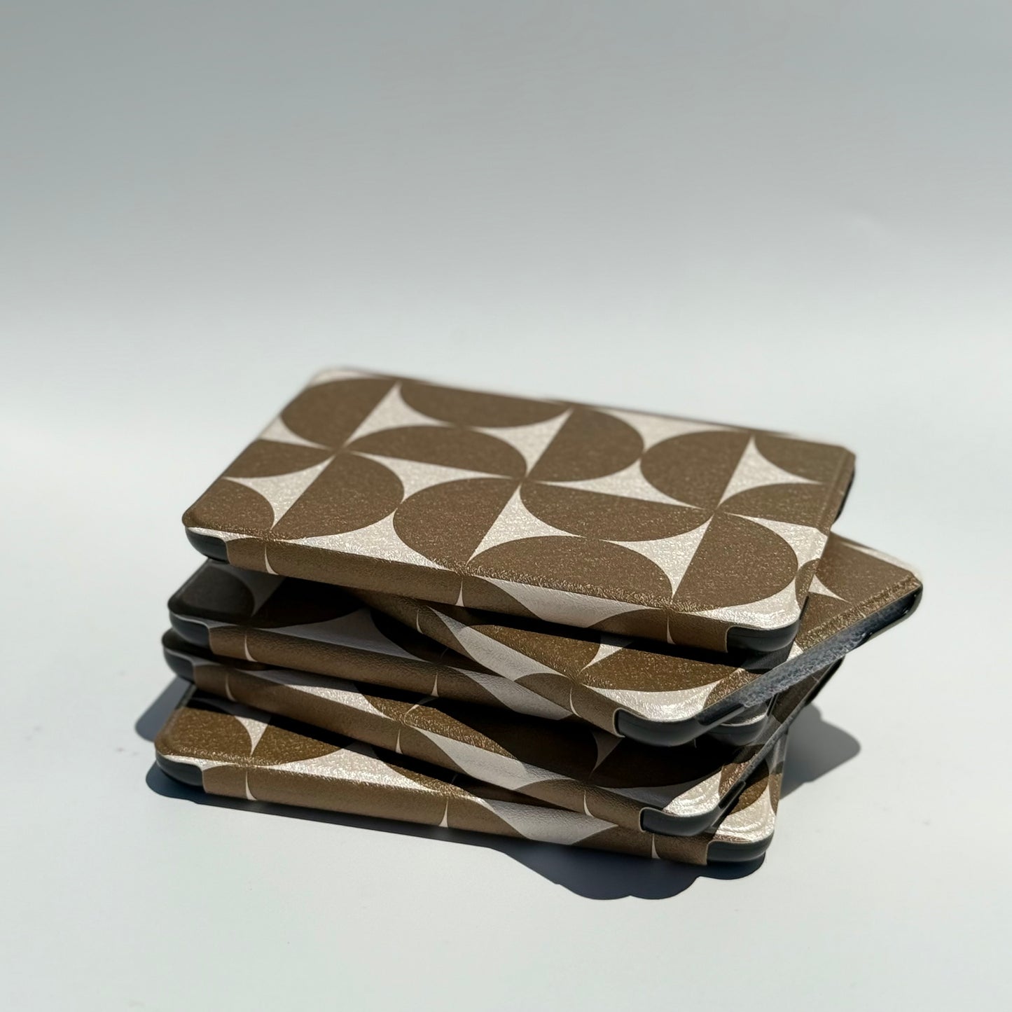 Chic Kindle case for Paperwhite with auto sleep/wake function