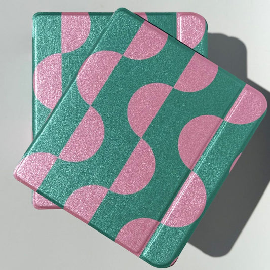 green and pink patterned kobo libra case
