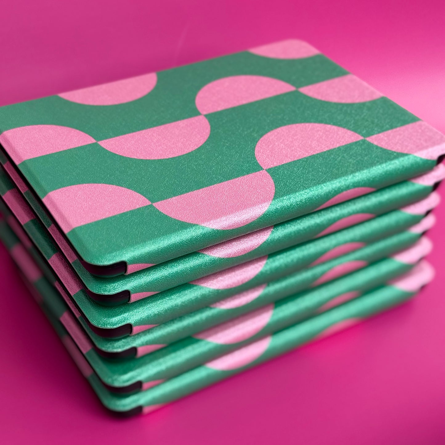 Pink crescent kindle case for oasis and coloursoft 12th gen