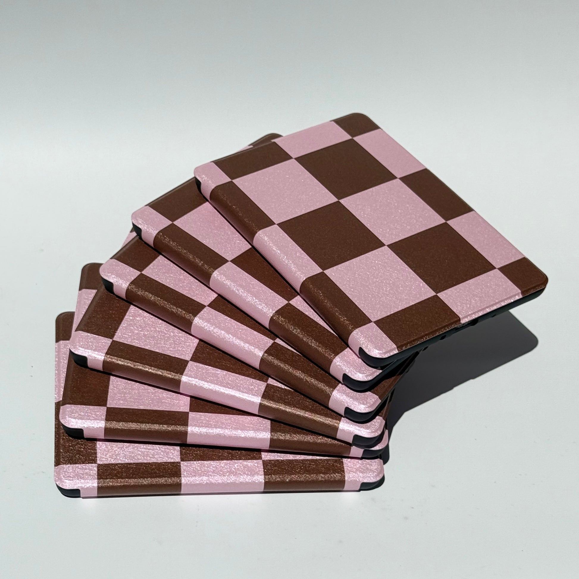 Decorative kindle sleeve with waterproof pink design