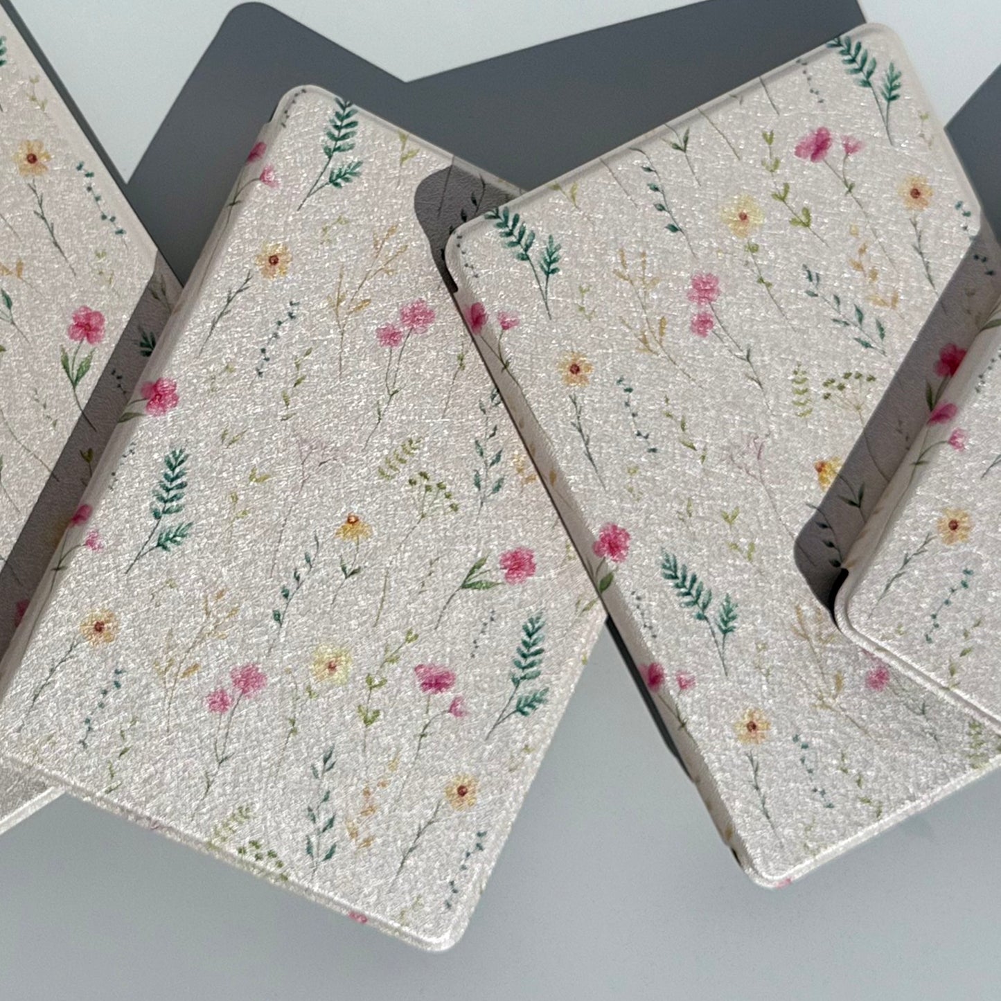 Cute kindle case with flower pattern