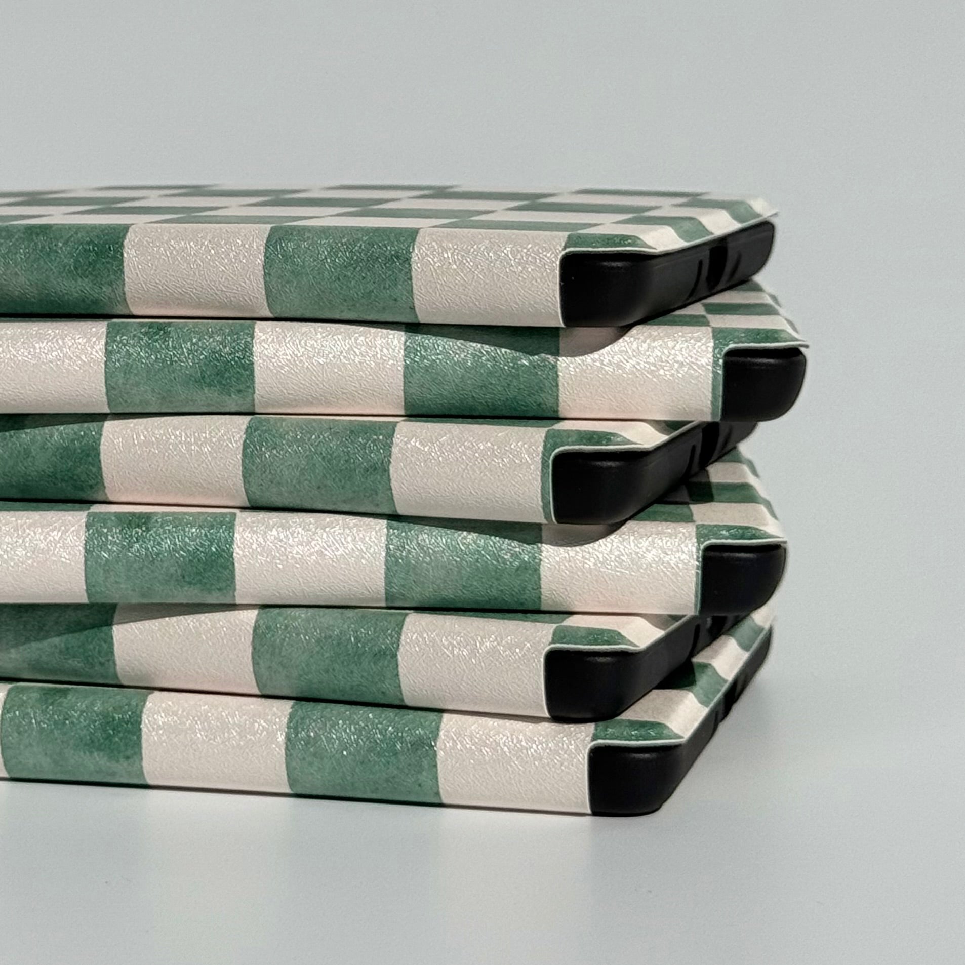 Stylish kindle case with worldwide shipping and strap