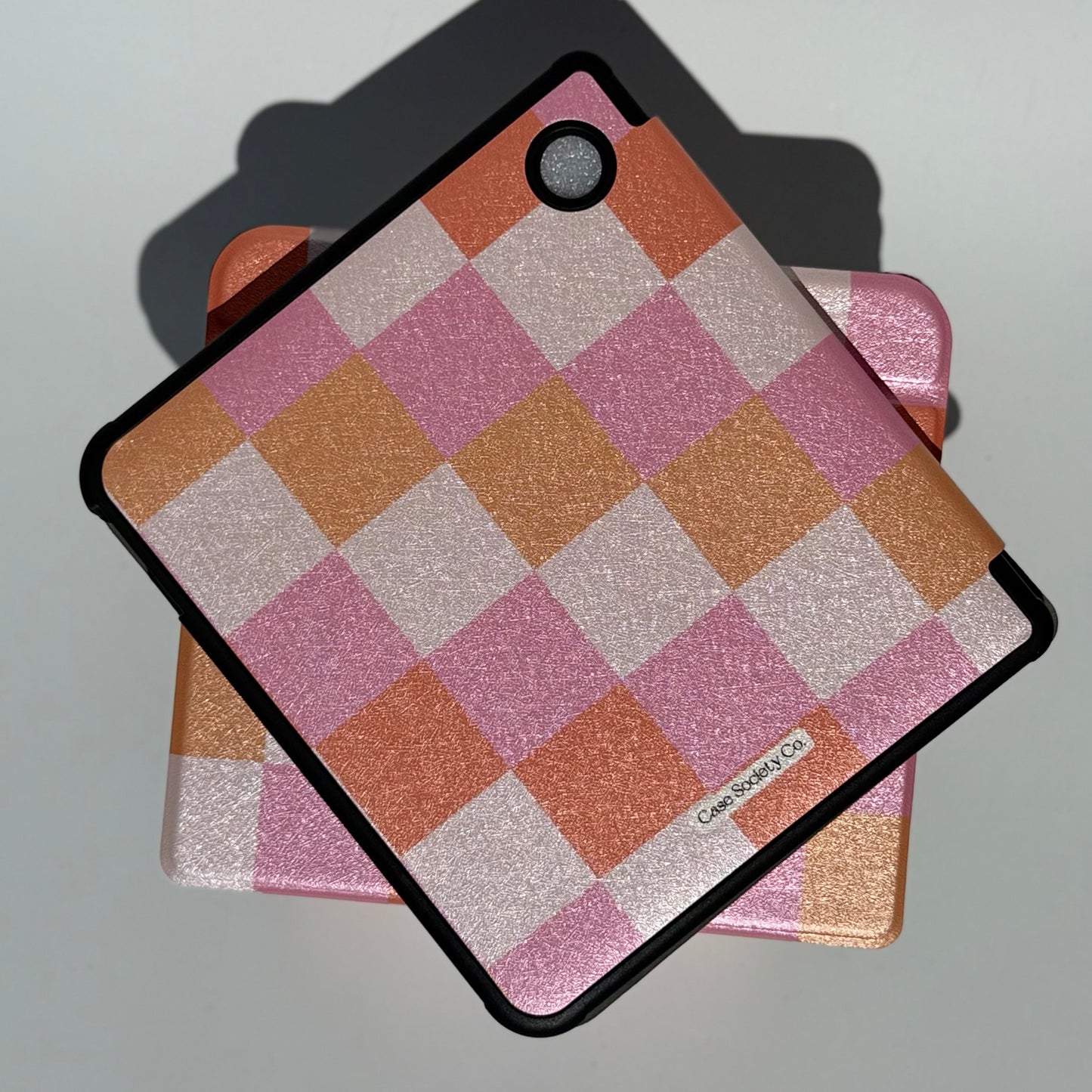pink kobo case with book club slogan for bookish reading