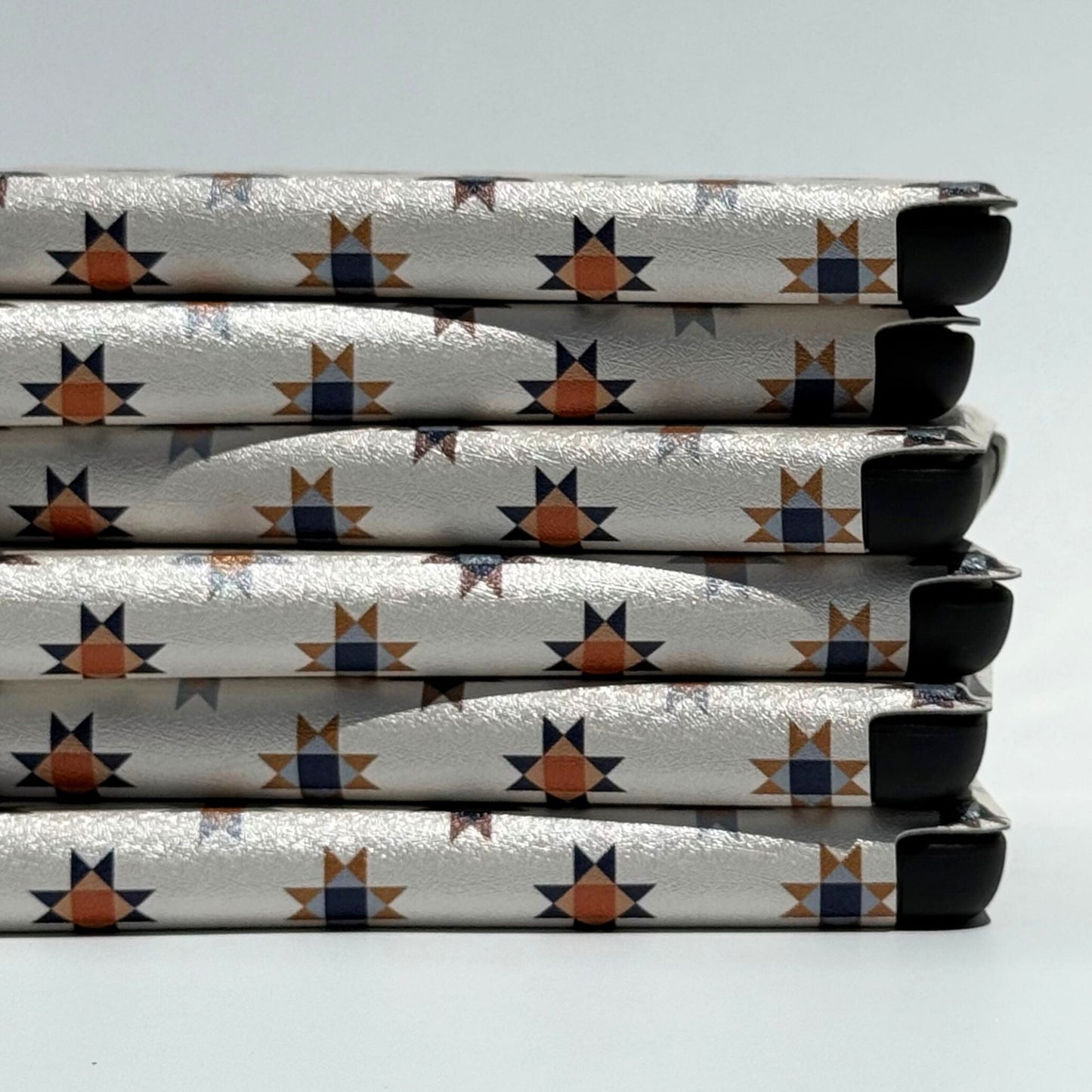 Everloom quilt-star Kindle case for Kindle Paperwhite, right side