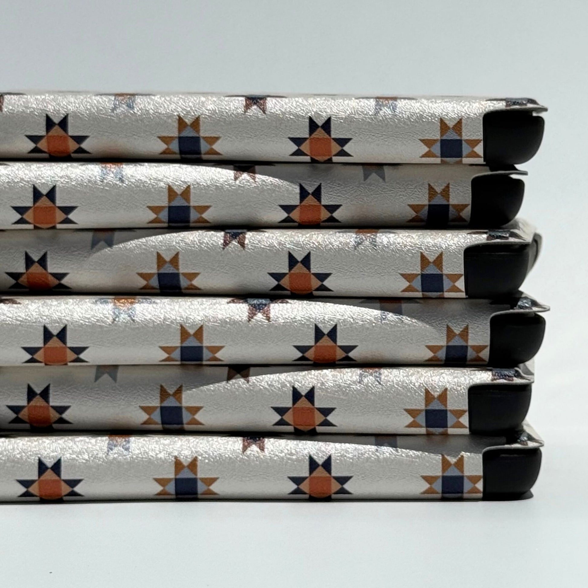 Everloom quilt-star Kindle case for Kindle Paperwhite, right side