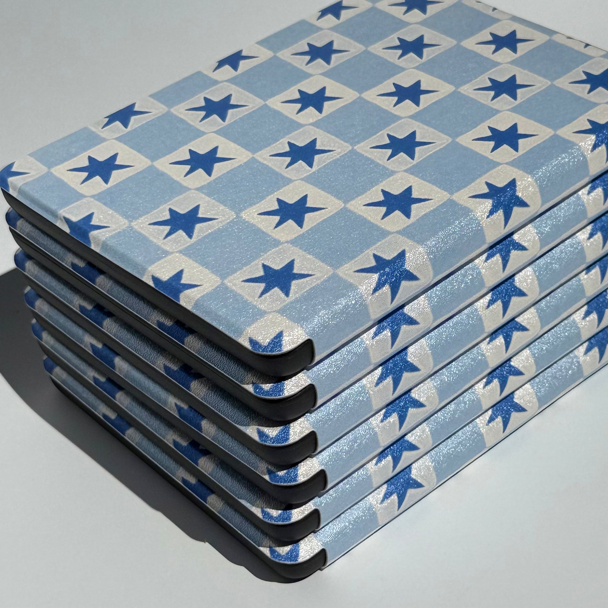 Falling stars kindle case with blue stars