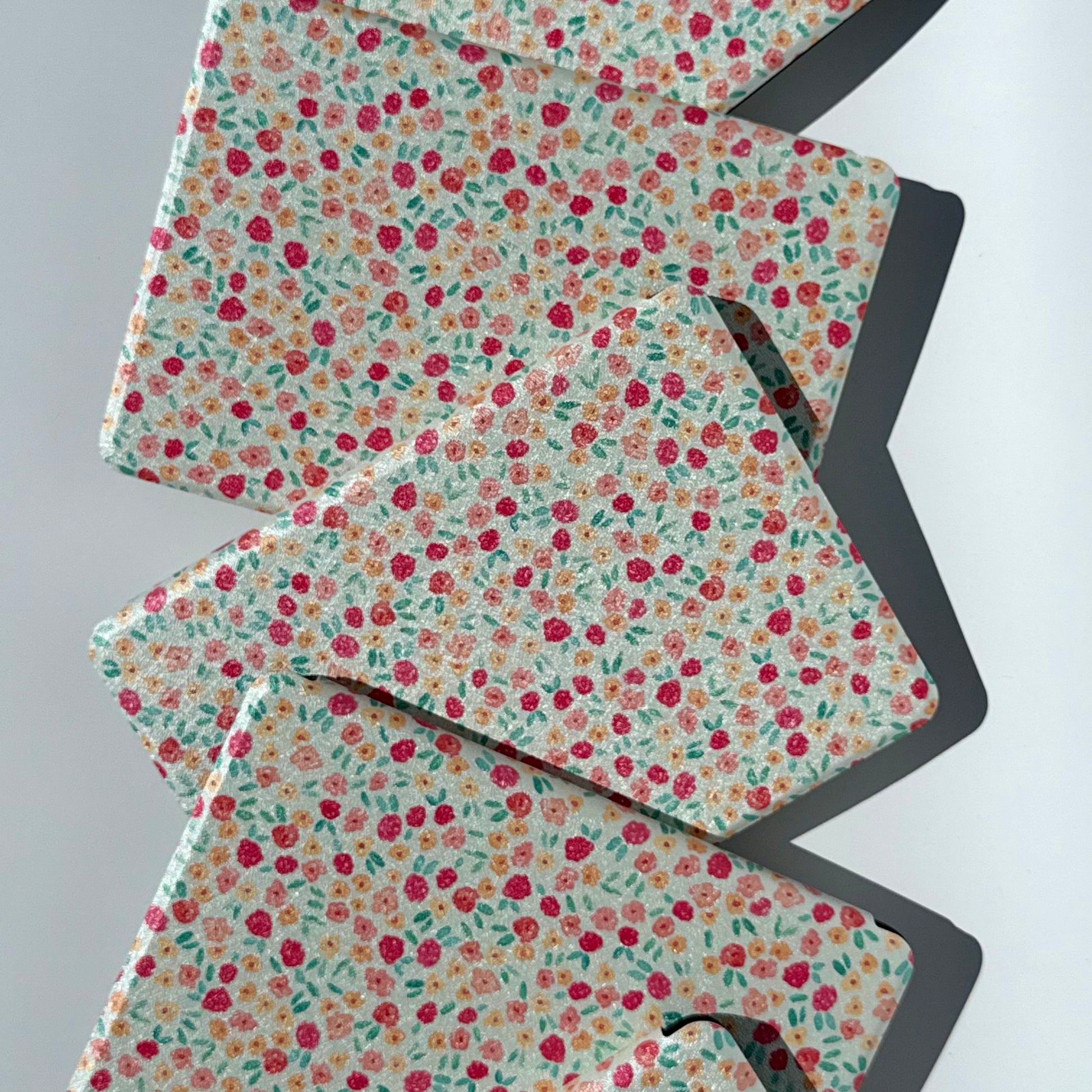 FLORAL KINDLE CASE WITH GREEN BACKGROUND