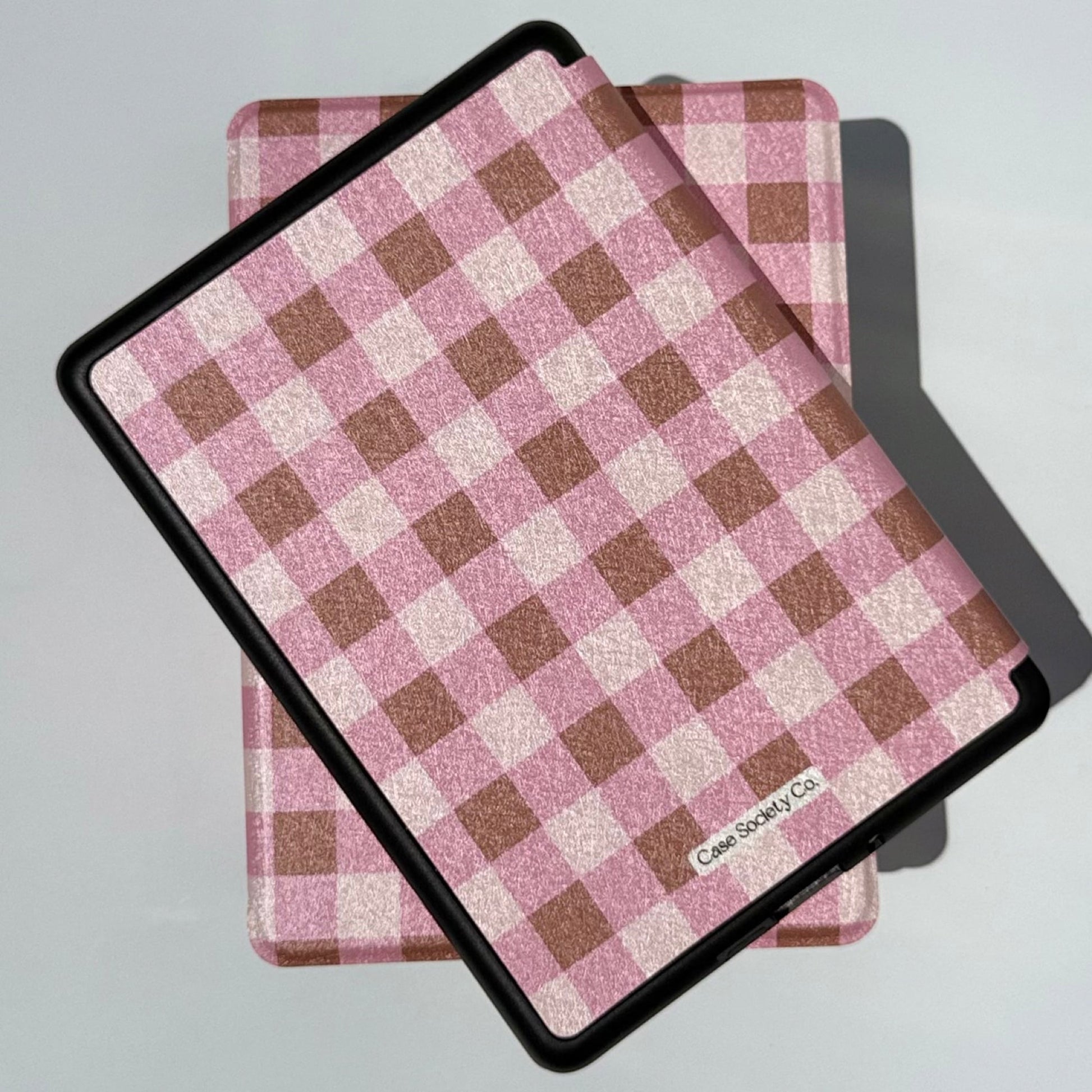 Pink kindle case with durable lightweight design for colorsoft