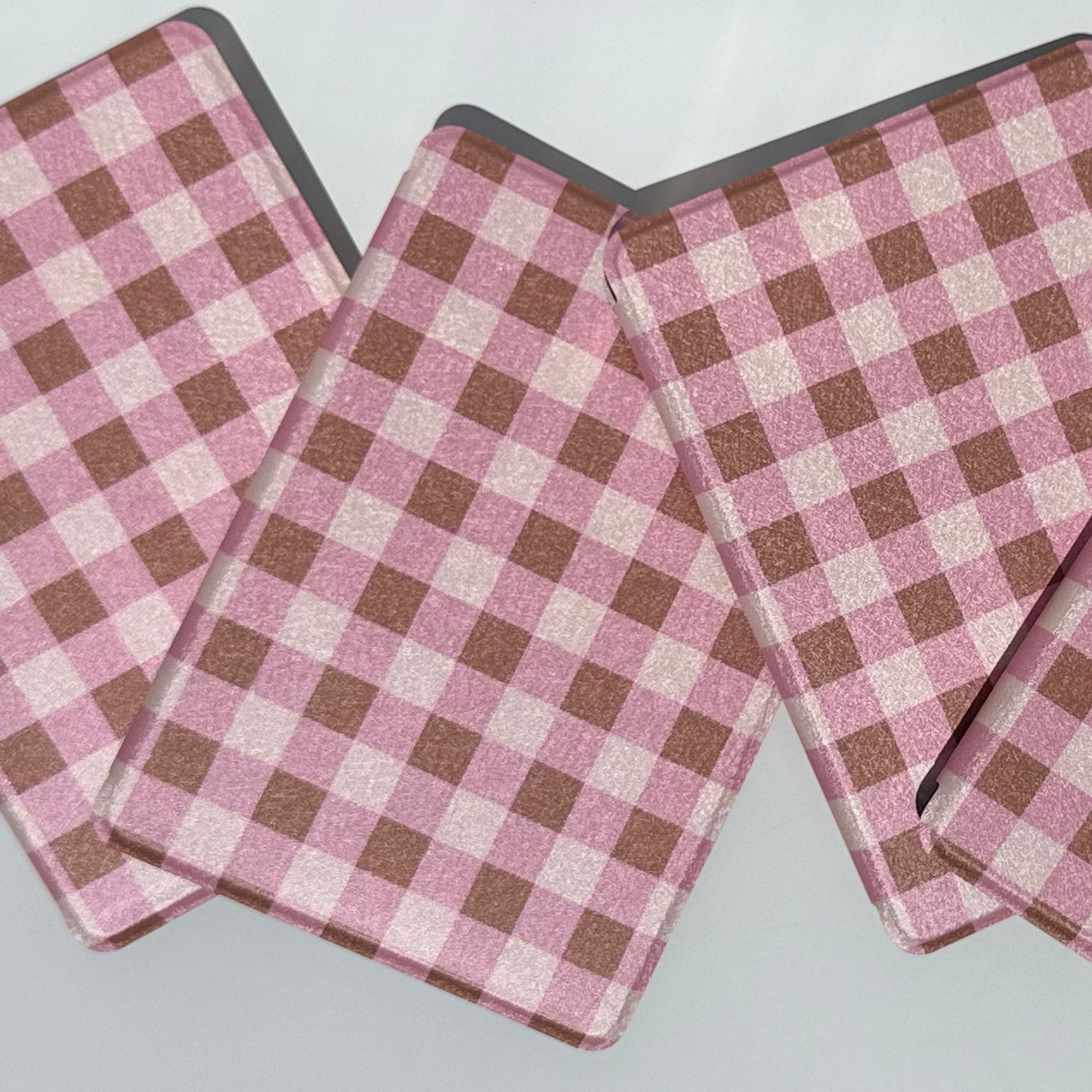 Kindle case for colorsoft and paperwhite with hand strap and magnet