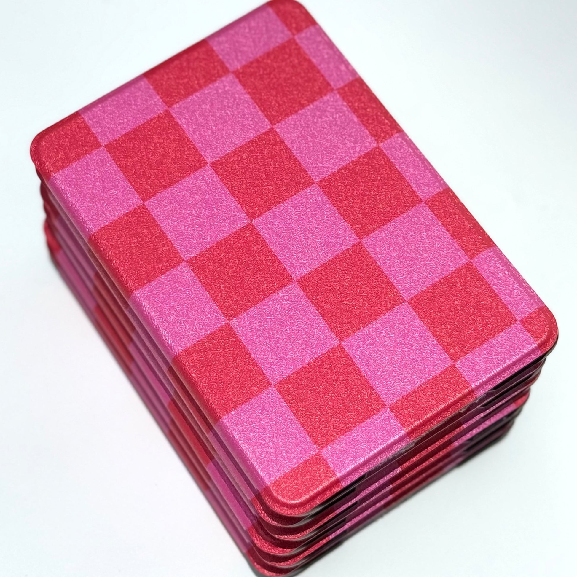  Single Love's Bouquet Kindle case displayed at angle showing pink and red checker pattern