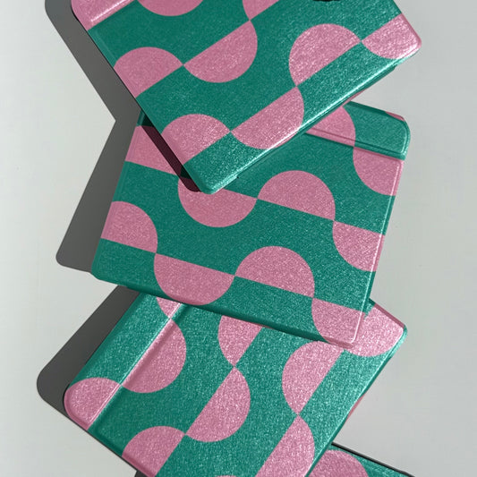 Kobo Libra case with hand strap and magnet for comfort