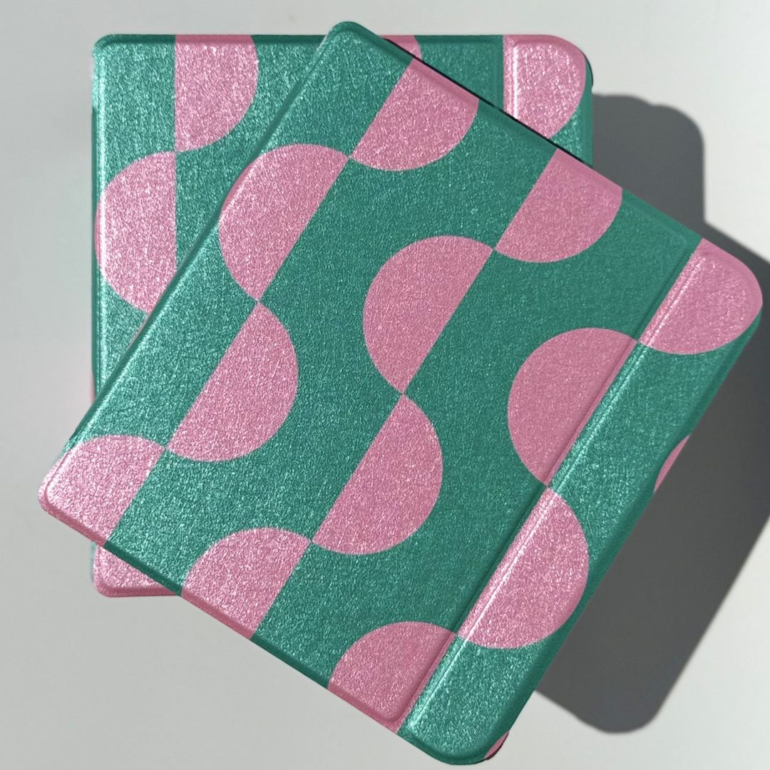 green and pink patterned kobo libra case 