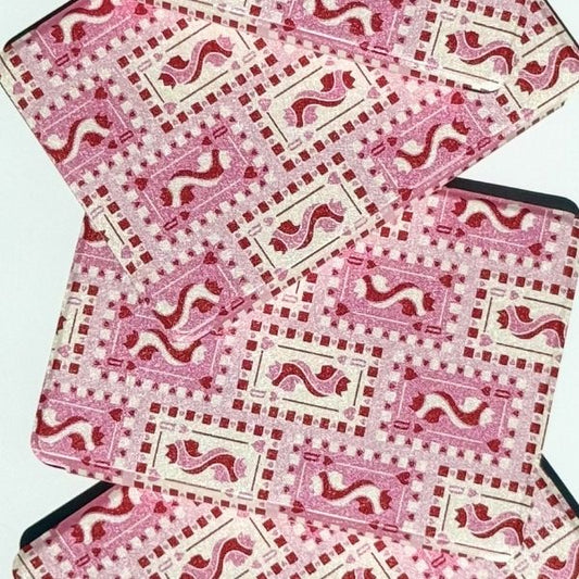 pink patterned kindle case queen of hearts print