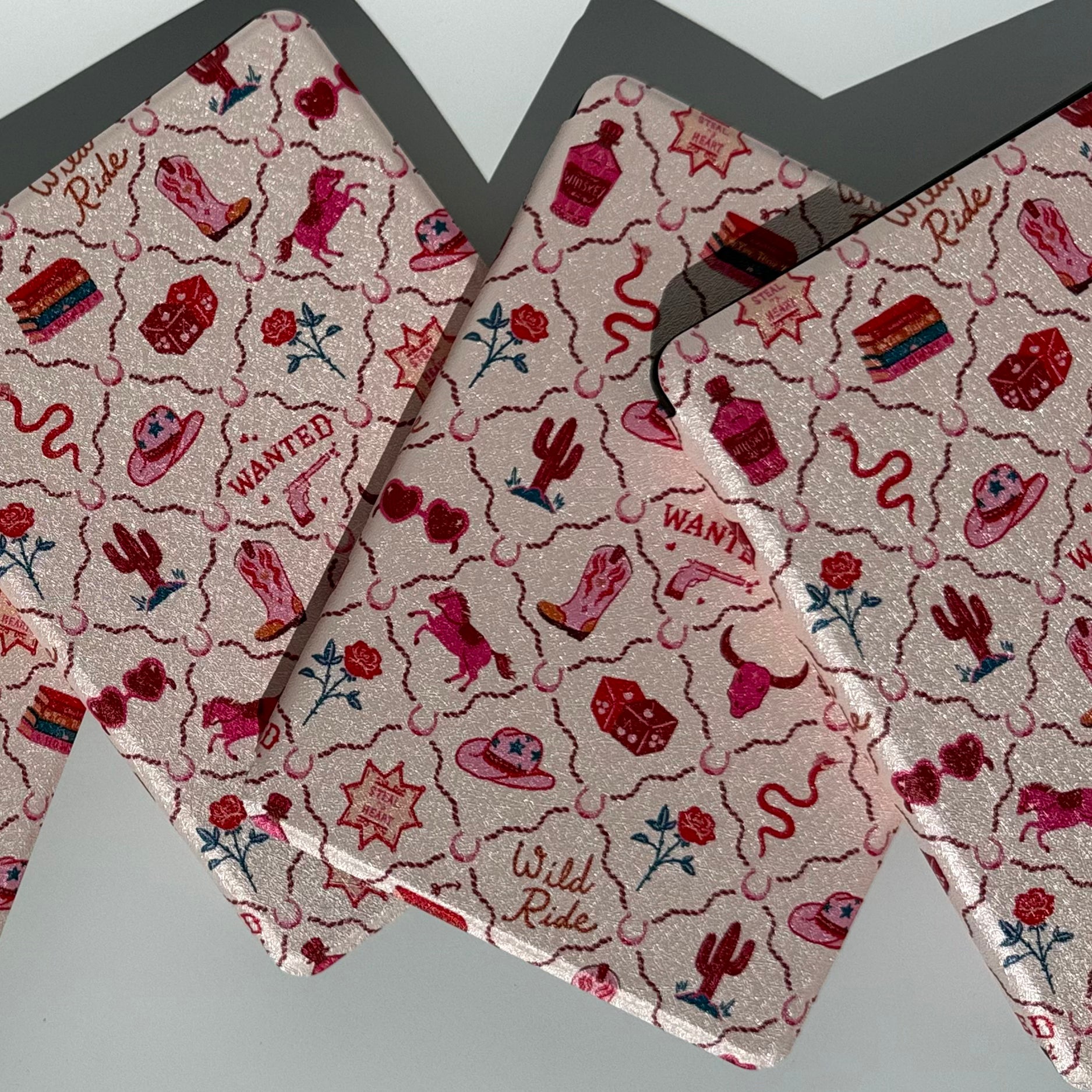 Western kindle case with roses and cowboy print