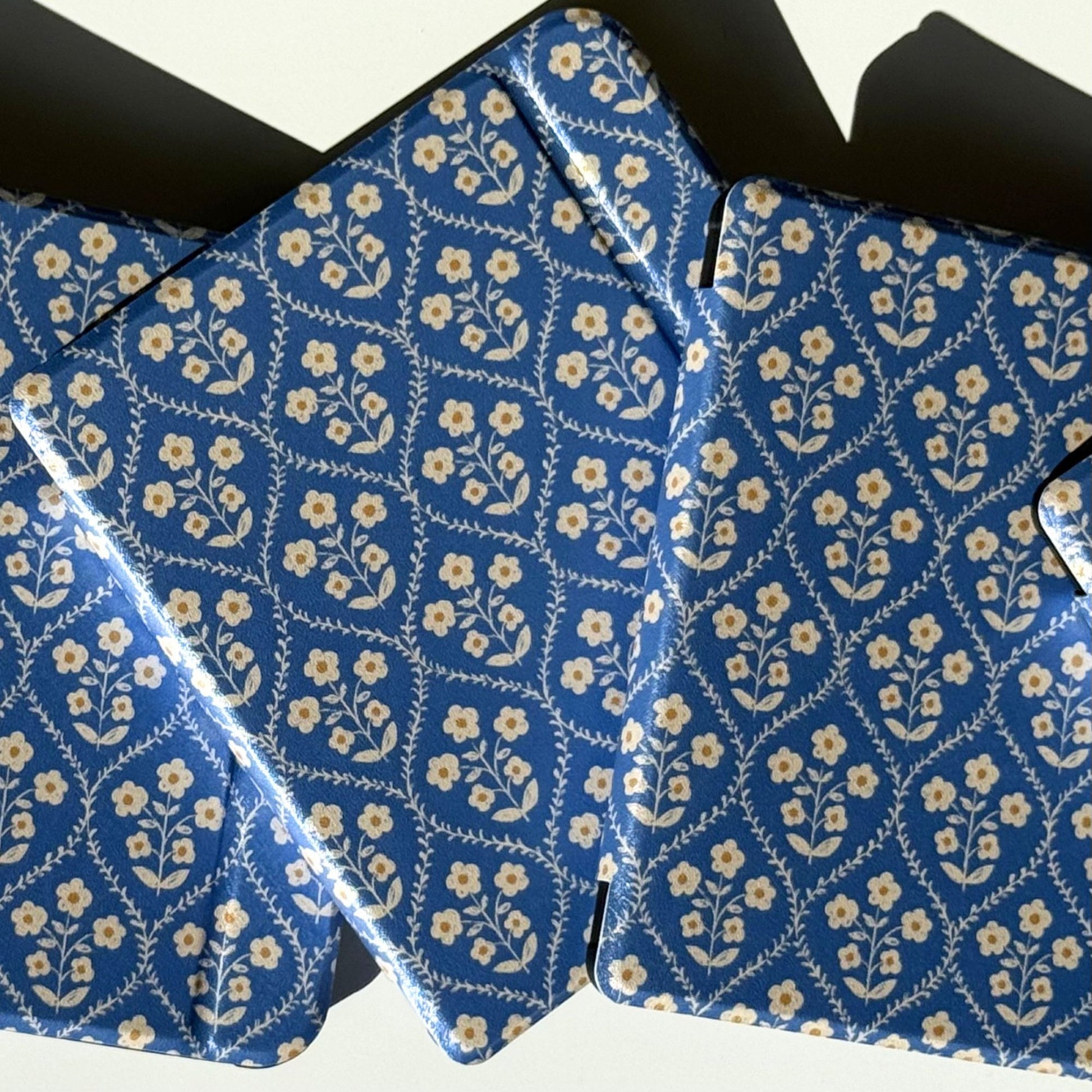 Blue cottage floral Kobo cases, cream flowers on cornflower blue