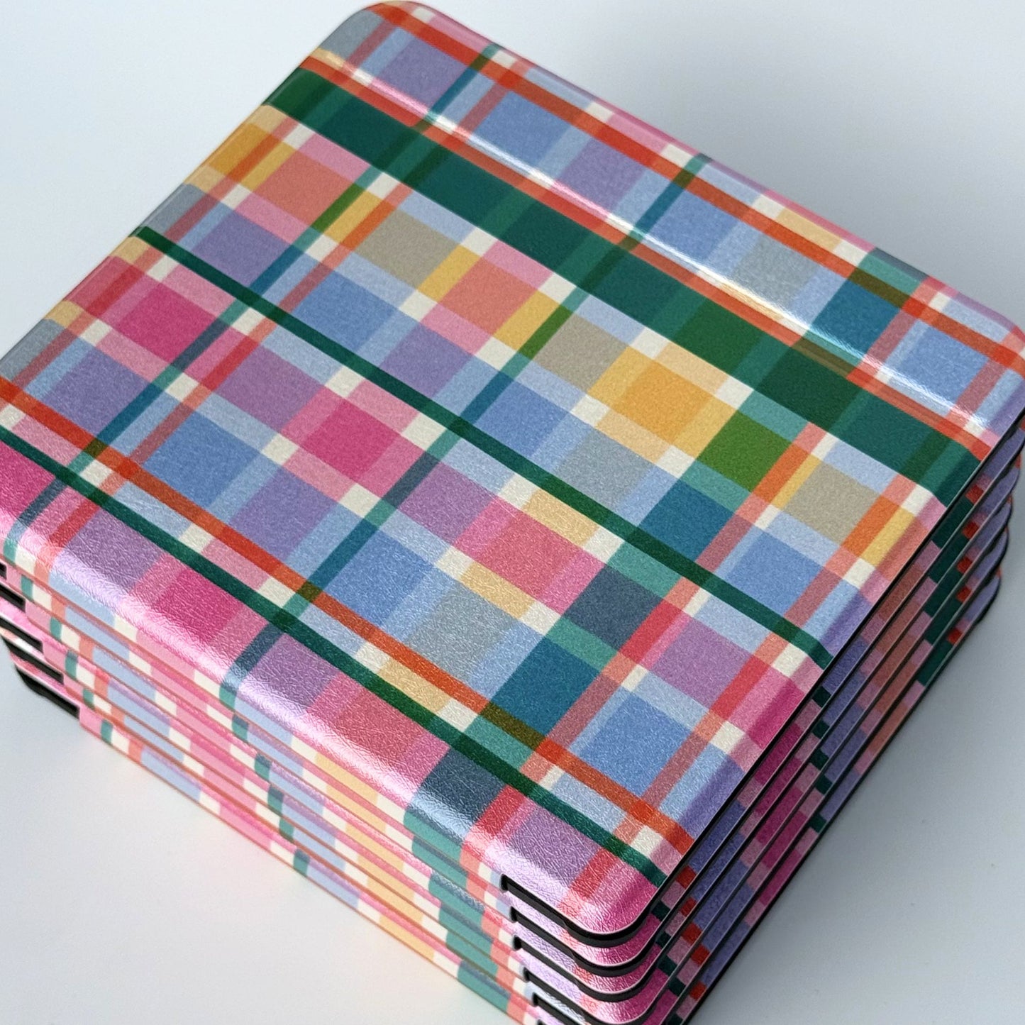 Multicolor plaid Kobo case with checker pattern.