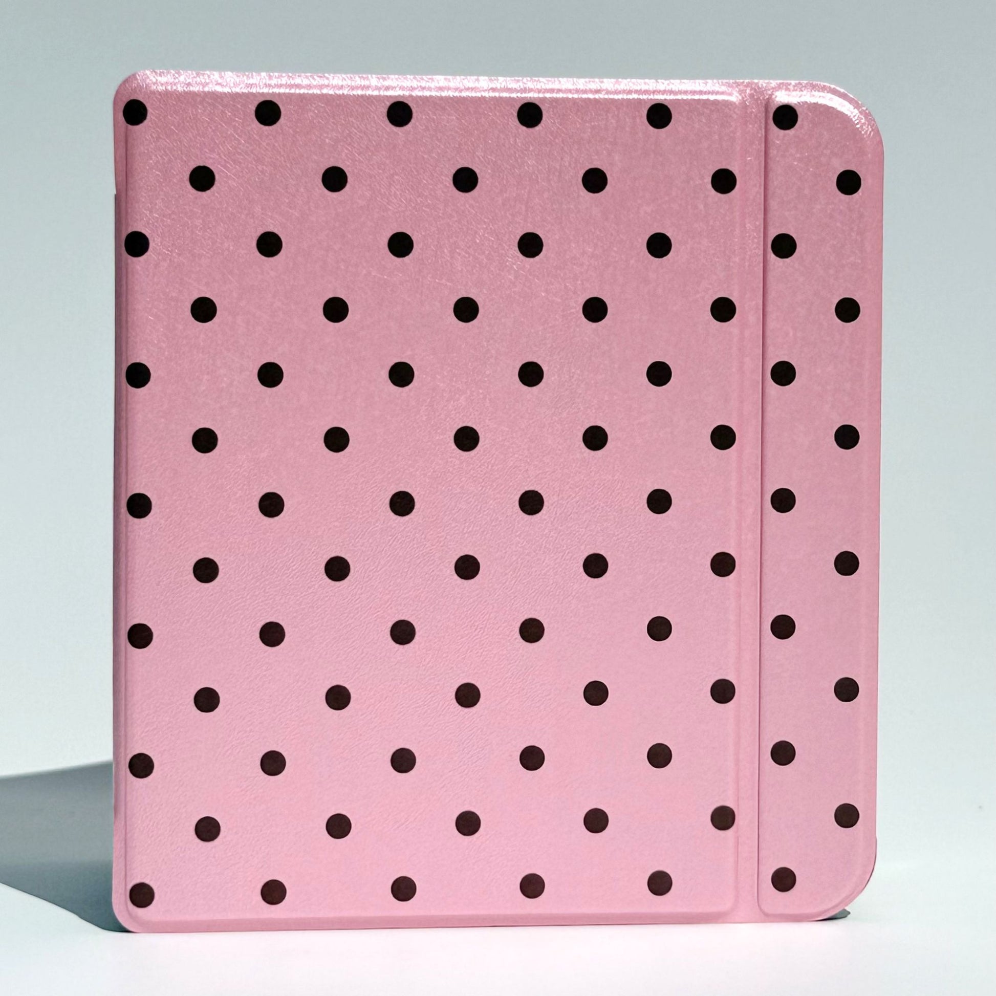 Pink Reverie Kobo Libra Colour case, aesthetic pink polka dot cover