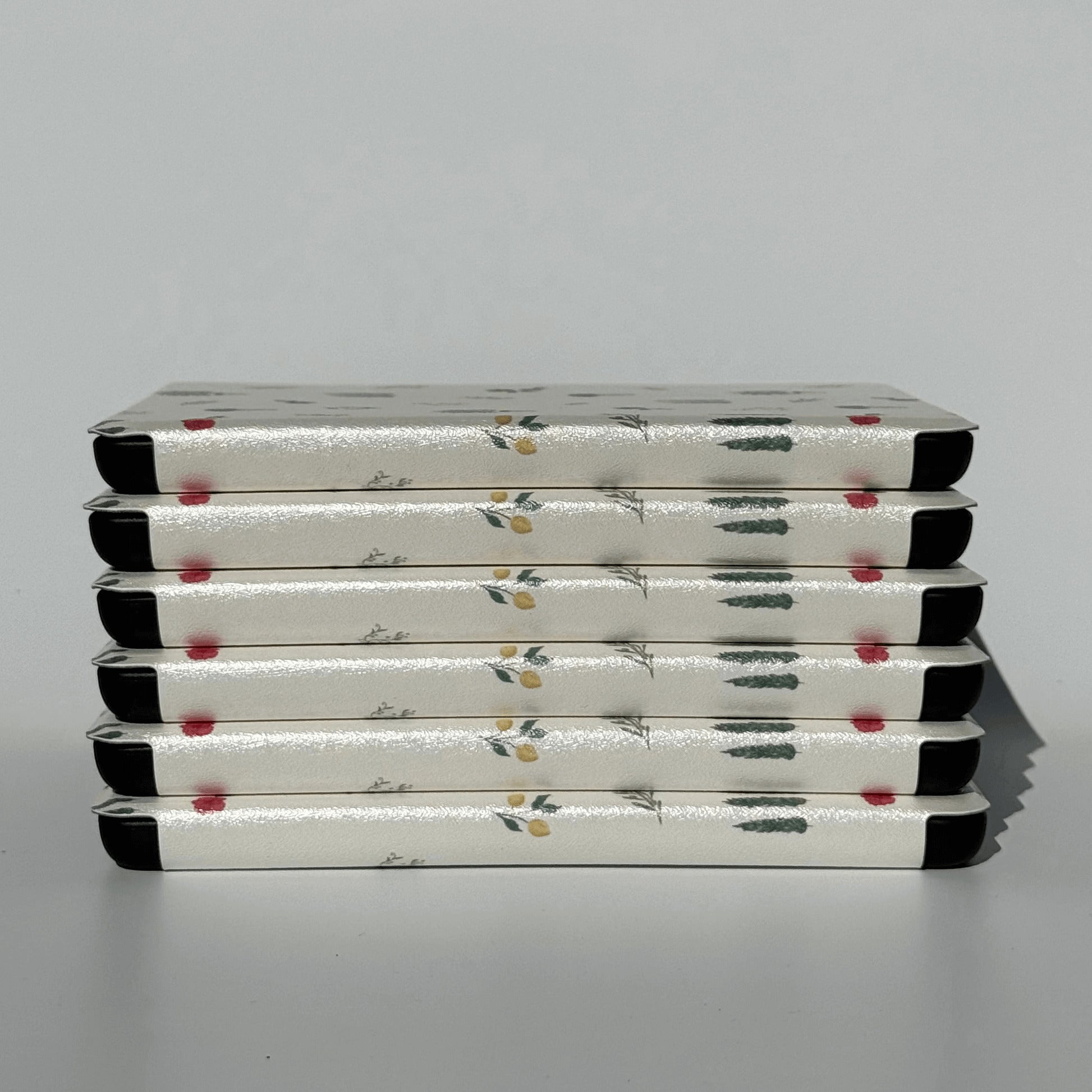 European kindle case with lemon detail and hand strap